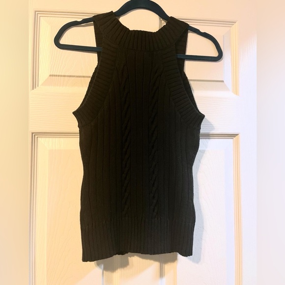 Ladies Sweater Vest - Picture 4 of 5